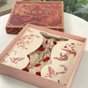 Custom lid and base apparel gift box for clothing packaging