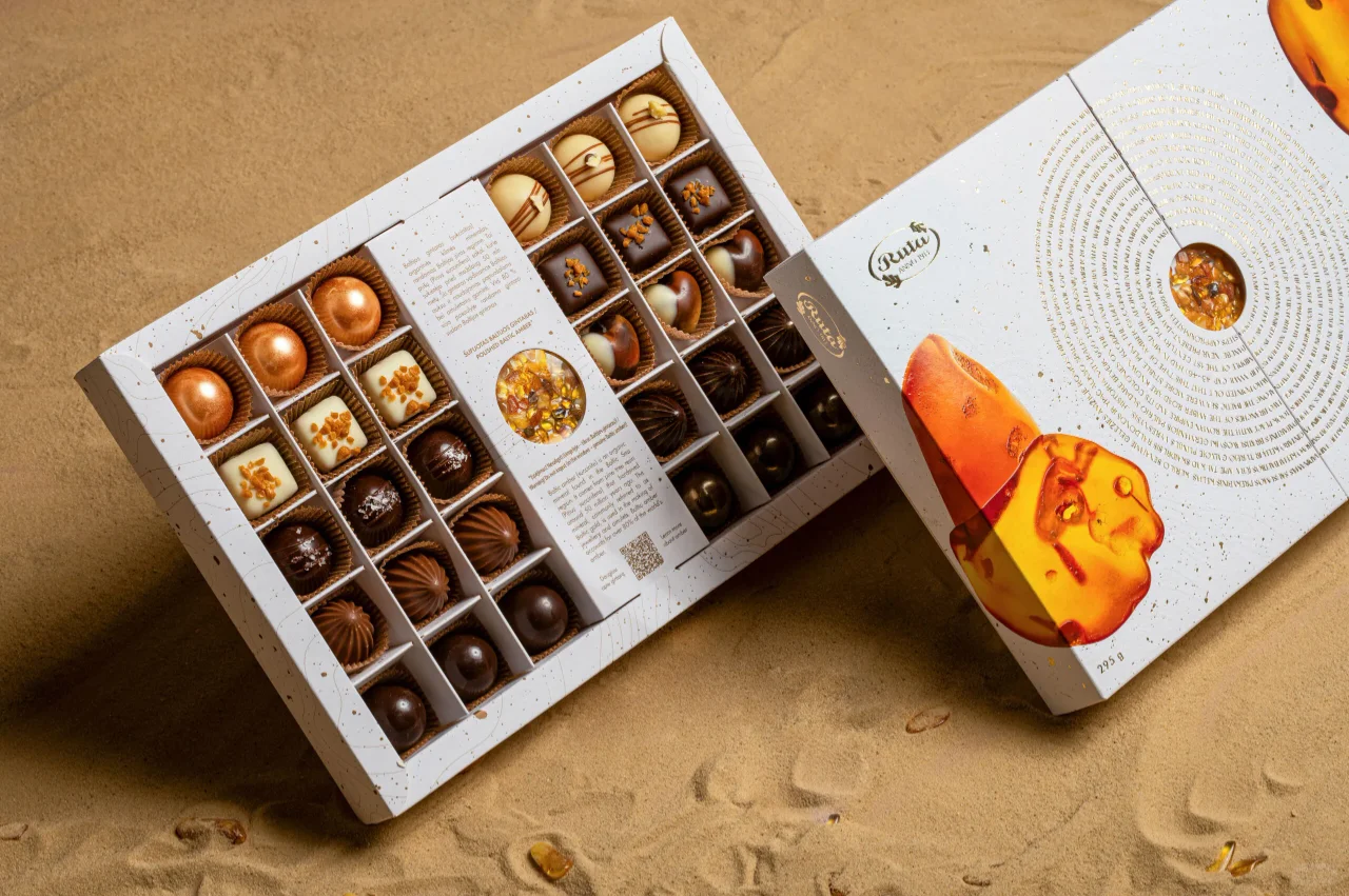 lid and base chocolate packaging box luxury 2